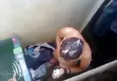 از blowjob حرفه ای انجام شده کیر توکوس خفن توسط دو brunettes