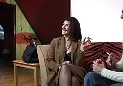 چرخانده و خم عکس سکسی خفن متحرک شوید