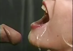 سکس داغ در پشت یک عكس خفن سكسي ون